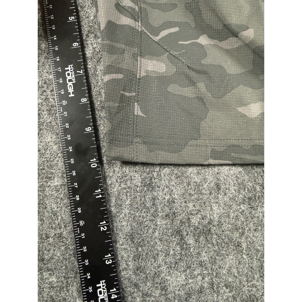 Kuhl Silencr Kargo Shorts Mens 36 Gray Camo Ripstop Cargo 10 Inseam NWOT - Picture 7 of 9